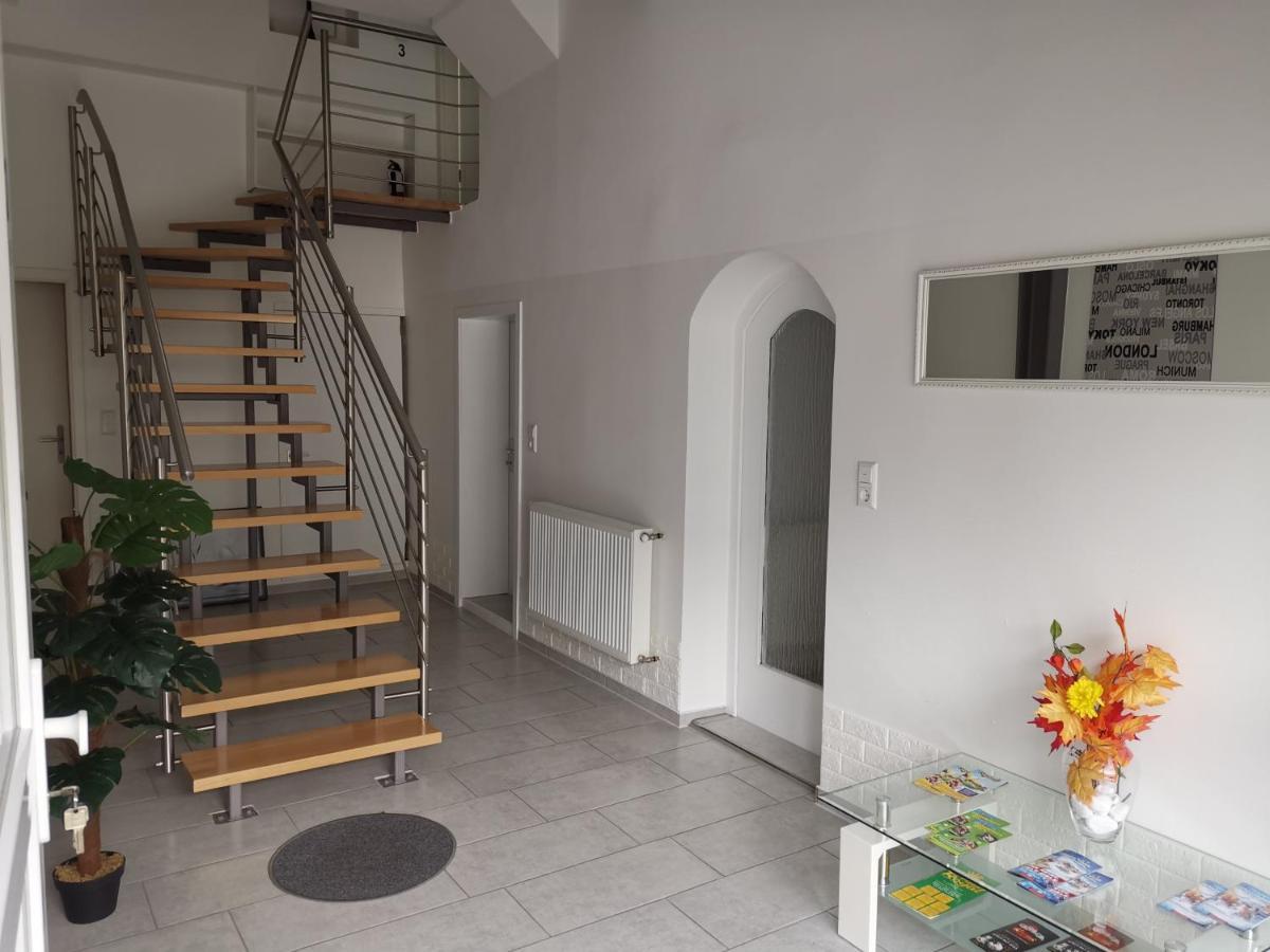 Ferienwohnung Jasmin Rust Bagian luar foto