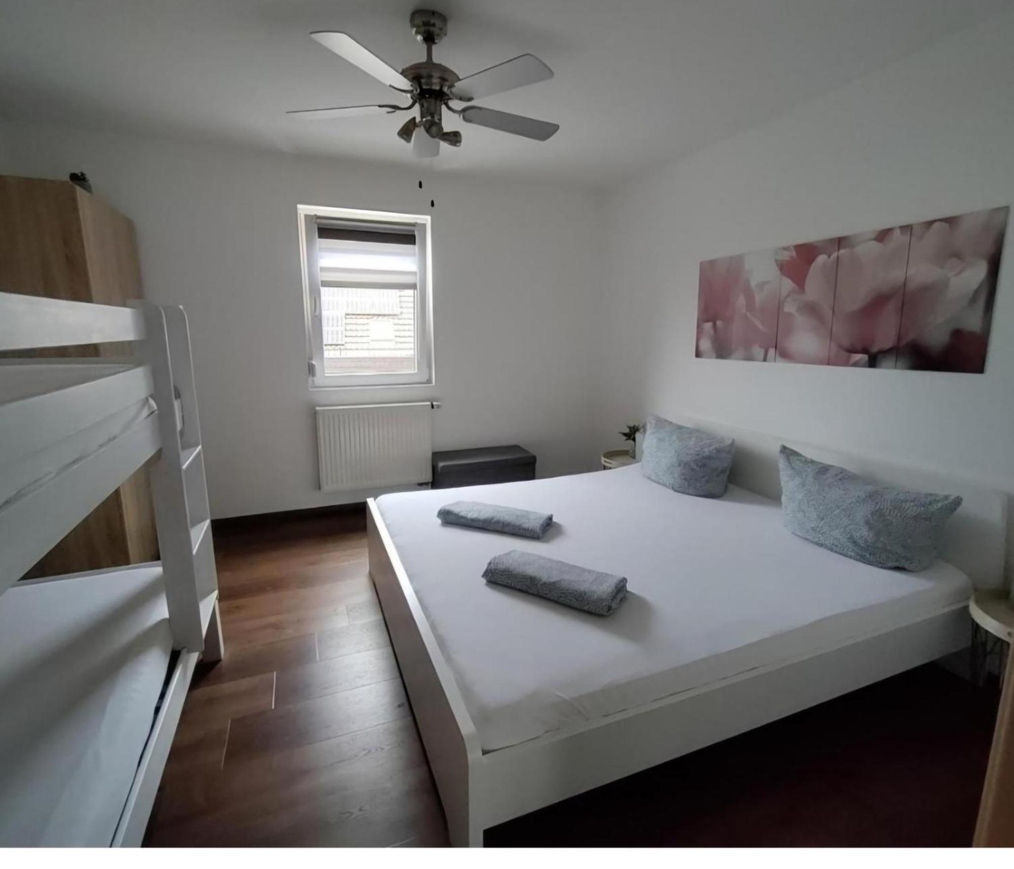 Ferienwohnung Jasmin Rust Bagian luar foto