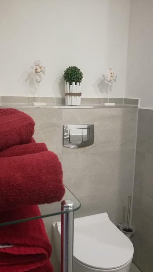 Ferienwohnung Jasmin Rust Bagian luar foto